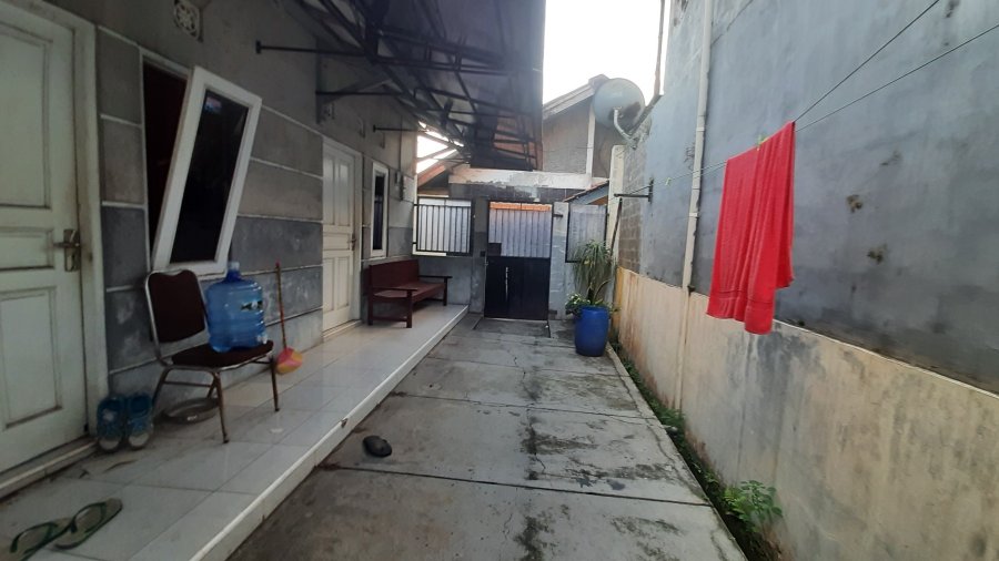 Kost Abah Slamet: Santai di Tengah Kota Cilacap dengan Nuansa Rumah Lama